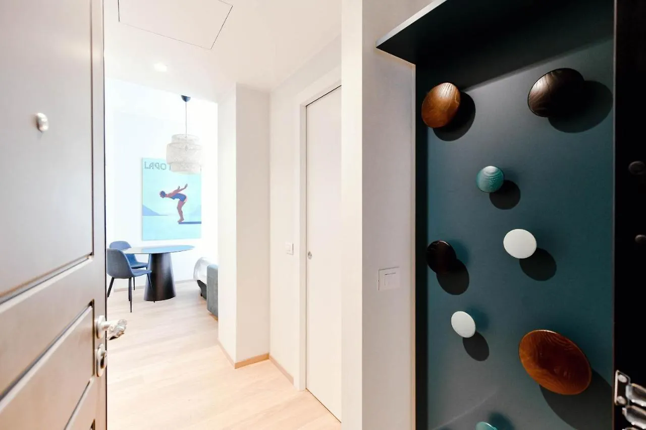 Apartment Cathedral Suite - The House Of Travelers Como