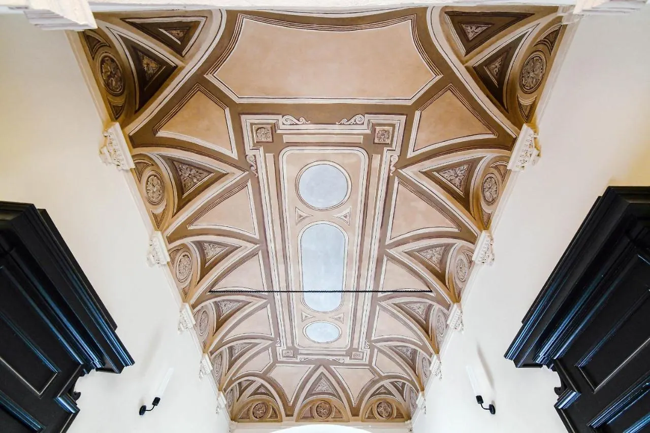 Apartment Cathedral Suite - The House Of Travelers Como